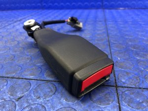2022-2024 Lucid Air Gray Seat Belt Buckle - Front (Used OEM)