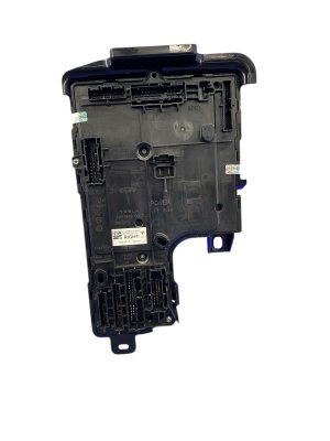  Tesla Model y Voltage Body Control Module (Used OEM)