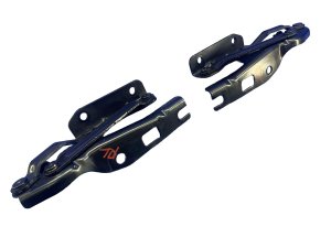 2007-2016 Volkswagen Eos Convertible Hood Hinge Bracket Set - Rear, Right (Passenger) (Used OEM)