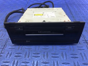2017-2020 Porsche Panamera Sirius XM Satellite Radio Control Module with SD and SIM Card Reader (Used OEM)