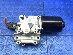 2016-2021 BMW M2 Windshield Washer Pump - Front (Used OEM)