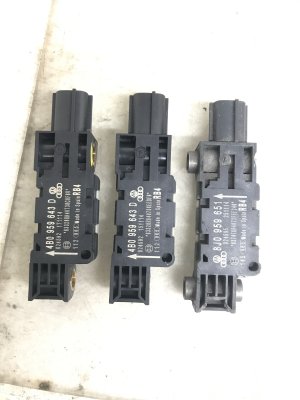 2006-2010 Audi A8 Airbag Crash Impact Sensor Set (Used OEM)
