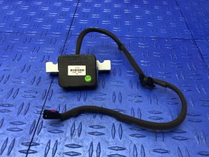 2017 Genesis G80 Navigation GPS Antenna Receiver Control Module (Used OEM)