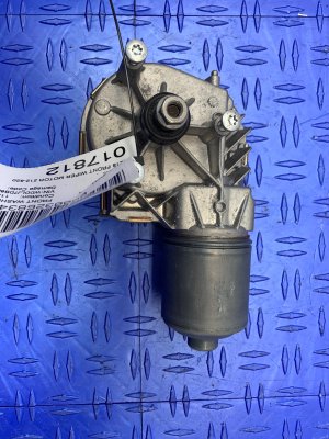 2012-2018 Mercedes-Benz CLS550 Windshield Wiper Motor with Linkage - Front (Used OEM)