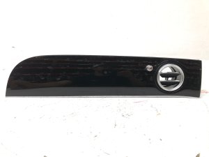 2016-2020 Bentley Bentayga Black Dashboard Air Vent Grille Bezel - Front (Used OEM)