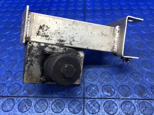 2008-2015 Audi R8 Bumper Strut Bracket with Support - Rear (Used OEM)
