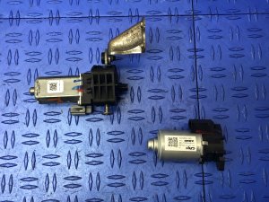 2020-2025 Ford Explorer Seat Adjustment Motor Set - Front (Used OEM)