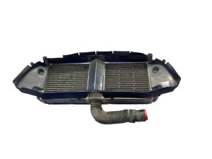 2008-2015 Audi R8 Center Radiator Assembly with Air Shroud - Front (Used OEM)