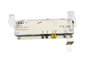 2004-2009 Audi A4 Radio Antenna Amplifier Module (Used OEM)