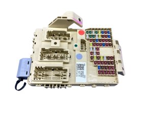 2024-2025 Hyundai Santa Fe Junction Fuse Relay Box Control Module (Used OEM)