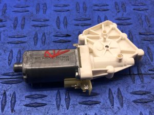 2017-2024 Porsche Boxster Seat Thigh Adjustment Motor - Front (Used OEM)