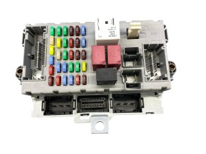 2015-2018 Ferrari California T Dash Cabin Fuse Relay Junction Box - Front (Used OEM)