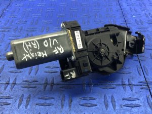 2015-2017 INFINITI QX80 Front Seat Motor Set (Used OEM)