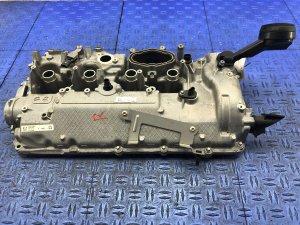 2020-2022 BMW 750i Engine Valve Cover (Used OEM)