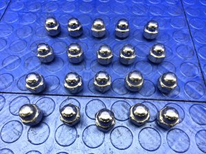 2022-2023 Hyundai Santa Cruz Set of 16 Wheel Lug Nuts (Used OEM)