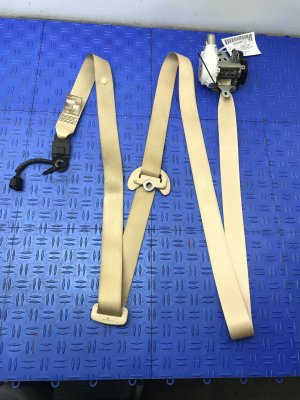 2010-2011 Lexus LS600h Seat Belt Assembly with Pretensioner - Front, Right (Passenger) (Used OEM)