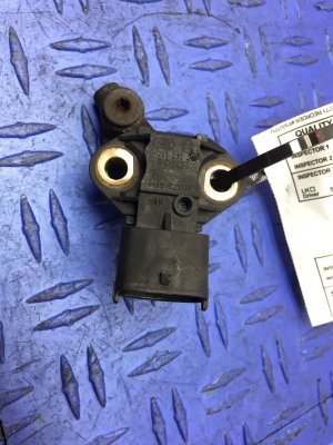 2015-2024 Porsche Macan Engine Oil Pressure Sender Control Module (Used OEM)