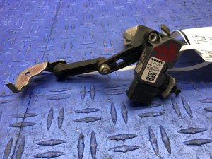 2018-2021 Volvo V90 Suspension Ride Height Level Sensor - Rear, Right (Passenger) (Used OEM)