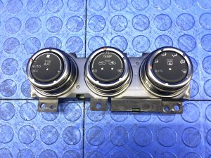 2023 Nissan Z HVAC Temperature Control Panel Switch Assembly (Used OEM)