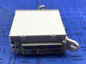 2013-2017 Lexus LS460 Dash Fuse Box Module - Front (Used OEM)