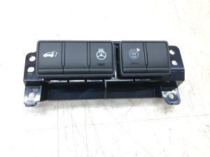 2018-2020 INFINITI QX80 Power Liftgate Heated Steering Wheel and Lane Departure Warning Switch Set (Used OEM)