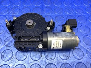 2014-2020 Mercedes-Benz S320 Sunroof Sunshade Motor (Used OEM)
