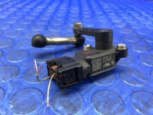 2018-2024 BMW X3 Headlamp Leveling Sensor - Front (Used OEM)