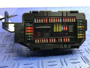 2015-2019 BMW X6 Power Body Distribution Fuse Relay Junction Box - Front (Used OEM)