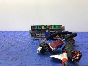  BMW 7 series Cabin Power Distribution Fuse Relay Block - Front (Used OEM)