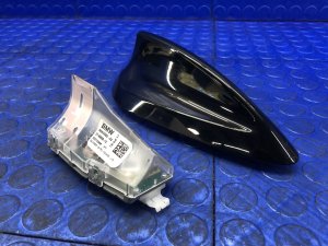 2014-2020 BMW i8 Black Shark Fin Roof Antenna with Module (Used OEM)
