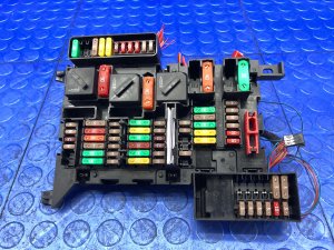 2014-2020 BMW i8 Cabin Fuse Box Power Distribution Block (Used OEM)
