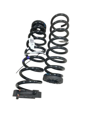 2022-2025 Hyundai Tucson Suspension Coil Spring - Rear (Used OEM)