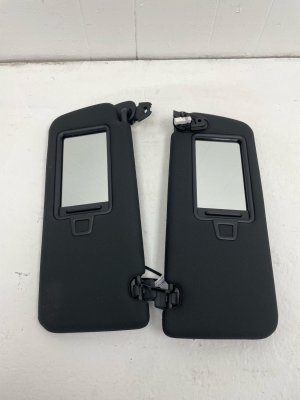 2021-2025 Kia K5 Black Sun Visor Shade Set - Right (Passenger) (Used OEM)