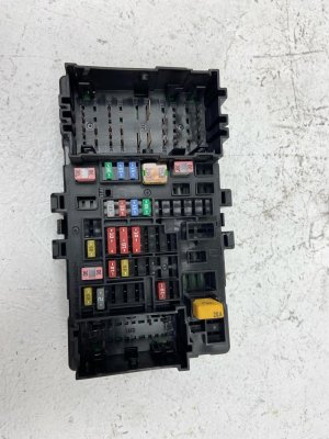 2015-2020 Chevrolet Tahoe Interior Cabin Dashboard Fuse Box Junction Block - Right (Passenger) (Used OEM)