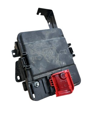 2024-2026 Dodge Charger Front Engine Bay Fuse Block Power Distribution Center (Used OEM)