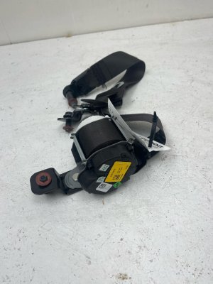 2020-2023 Hyundai Palisade Second Row Seat Belt Assembly - Rear, Right (Passenger) (Used OEM)