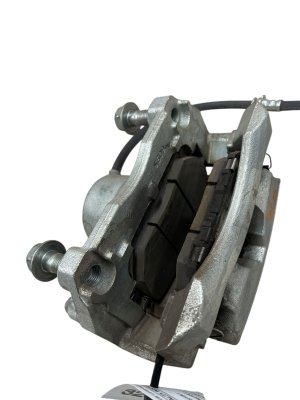 2025 Nissan Kicks Disc Brake Caliper - Front, Right (Passenger) (Used OEM)