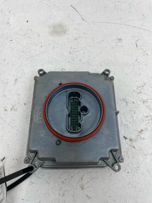 2016-2017 Audi A7 LED Headlamp Ballast Control Module (Used OEM)