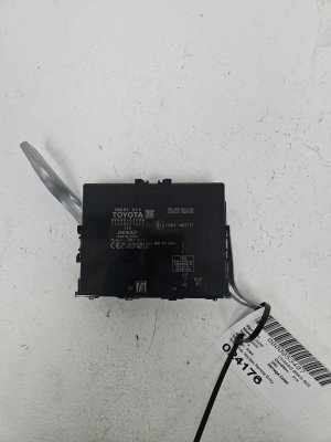 2021-2023 Lexus IS300 Smart Key Keyless Remote Entry Control Module (Used OEM)