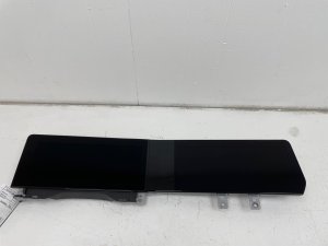 2025 Nissan Kicks Fender Platinum Emblem Vent - Front (Used OEM)