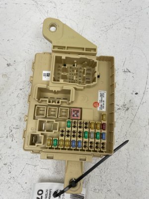 2022-2025 Genesis GV70 Interior Cabin Fuse Box Junction Block (Used OEM)