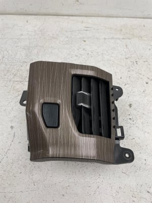 2022-2024 Ford Expedition Center Air Vent Grille Panel Cover - Front, Right (Passenger) (Used OEM)