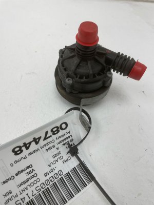 2021-2023 Mercedes-Benz GLA250 Auxiliary Engine Water Pump (Used OEM)