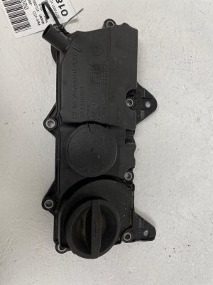 2015-2016 Volvo S80 Engine Valve Cover and Oil Trap (Used OEM)