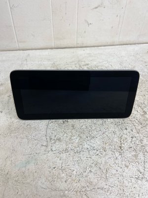 2019-2020 Mercedes-Benz C280 Navigation and Radio Infotainment Display Screen (Used OEM)