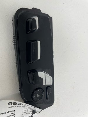 2018-2023 BMW M550i xDrive Seat Adjustment Switch Control Panel - Front (Used OEM)