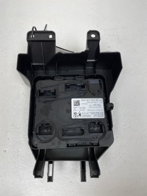 2017-2020 Bentley Bentayga Body Control Module - Rear (Used OEM)