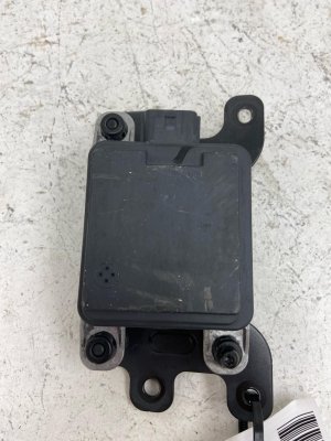 2020-2022 Hyundai Palisade Bumper Adaptive Cruise Control Radar Module - Front (Used OEM)