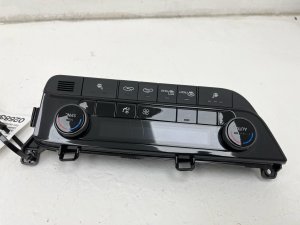 2024-2025 Hyundai Elantra Climate Control Switch Panel - Front (Used OEM)