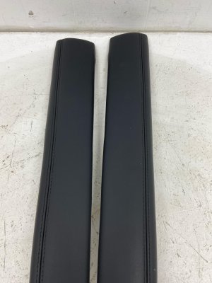 2018-2025 Lincoln Navigator Black Onyx Center Console Upper Trim Cover Molding Set - Front (Used OEM)